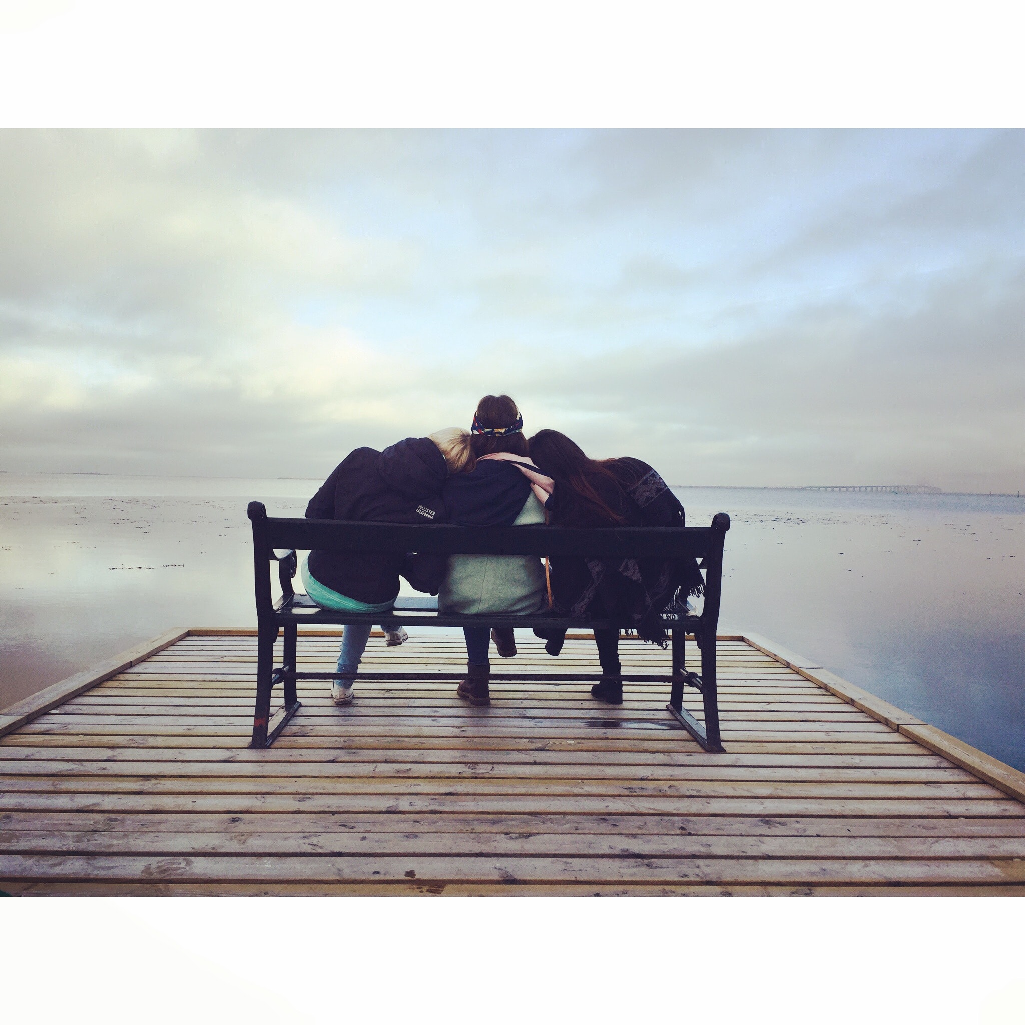 bench-chair-friends-288583.jpg