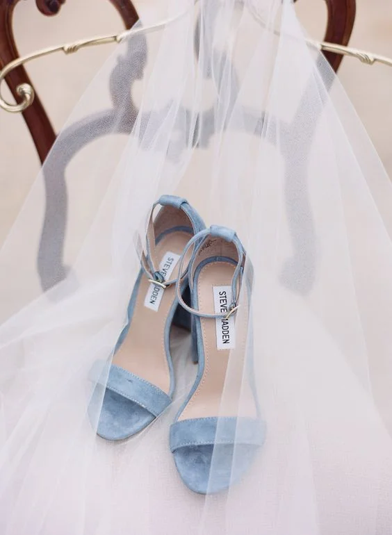 Image via Pinterst (www.weddingchicks.com)
