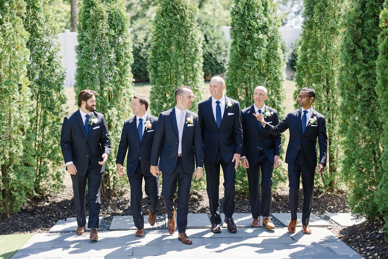 Groomsmen Picture Ideas | Minneapolis Wedding | Modern Elegance