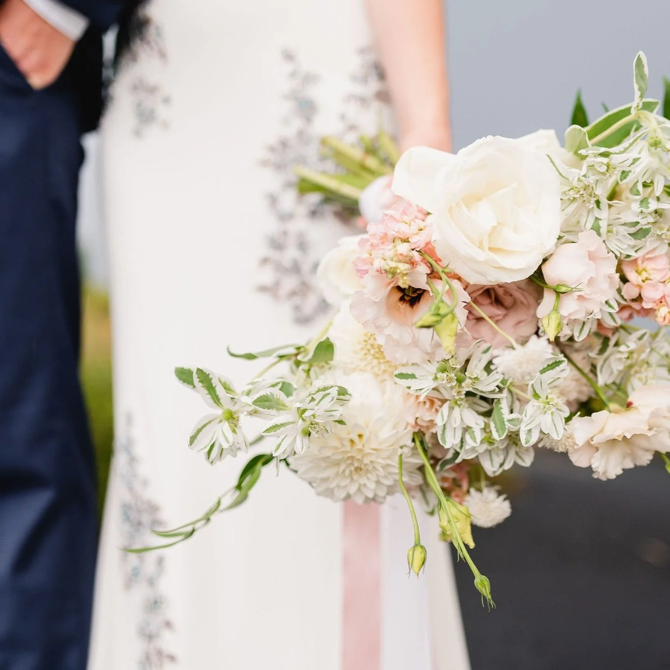Minneapolis Wedding | Focus on Local Blooms