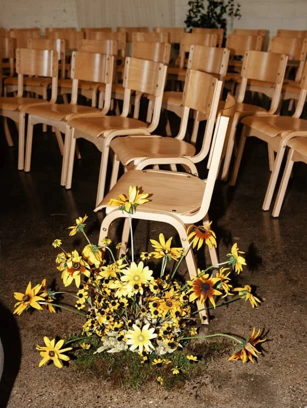 The Annas got married last weekend!!! We got to use 100% locally grown floral product for this day! A few previews from @zoeprindsflashweddings! 

Design, planning, and floral: @essenevents 
Venue: @_thelowlands 
Photography: @zoeprindsflashweddings 