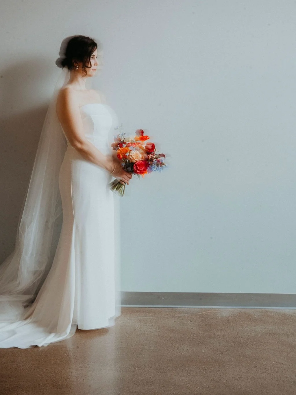 Slow clap for Claire and John&rsquo;s day. The best way to cap our 2025 season. 

Coordination: @essenevents 
Venue: @paikkamn 
Photo: @chelseareeckphoto 
Beauty: @spabeautyagency 
Floral: @blossomstudiompls 
Groom&rsquo;s attire: @milbernclothingco 