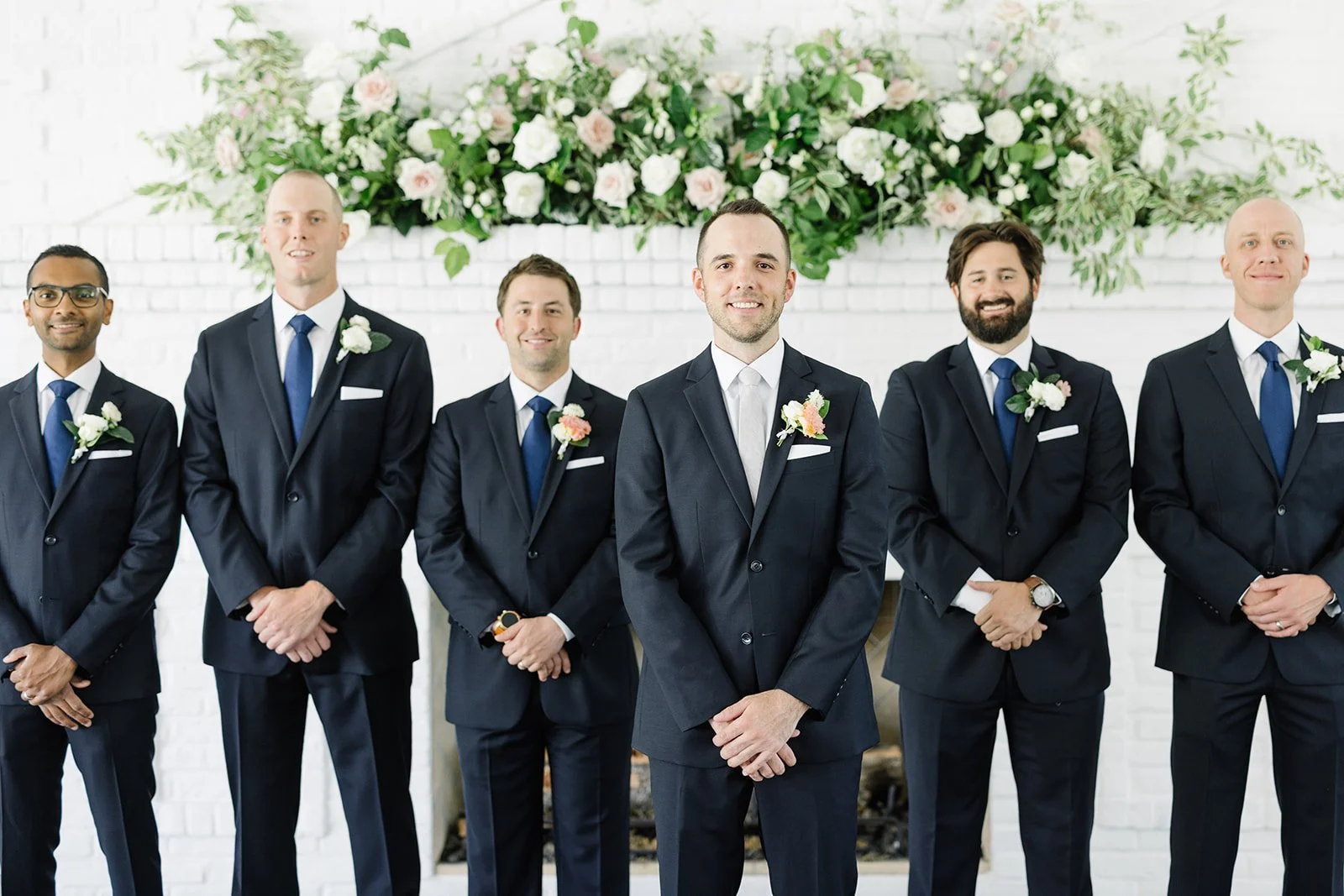 Groomsmen Picture Ideas | Minneapolis Wedding | Modern Elegance