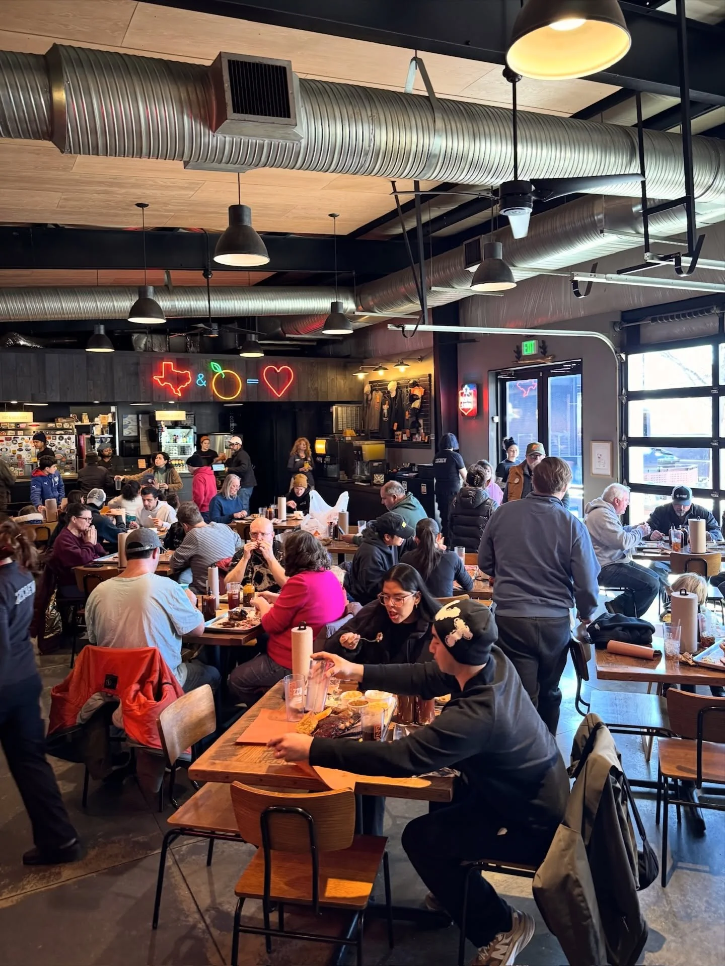 There&rsquo;s nothing like a full dining room in the afternoon. 🧡 It&rsquo;s going to feel like Summer today compared to the last month, so come out with the family and enjoy the warm patio and a platter of BBQ. 

Saturday Specials: 
- Beef Cheeks
-