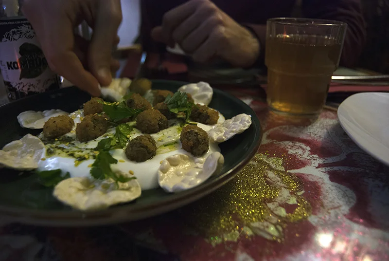 Azeitonas panadas com iogurte grego