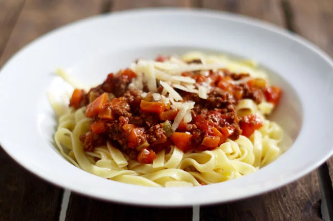 EIN KOCHBUCH, EIN REZEPT: RAGÙ ALLA BOLOGNESE
