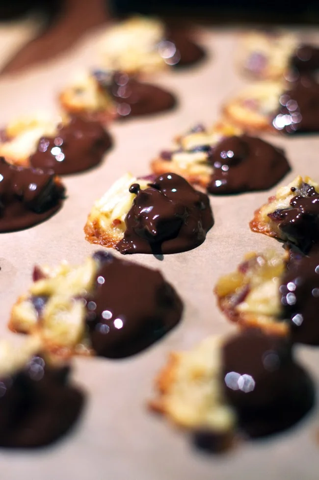 LIEBLINGSKEKSE: FLORENTINER UND SCHWEINEOHREN