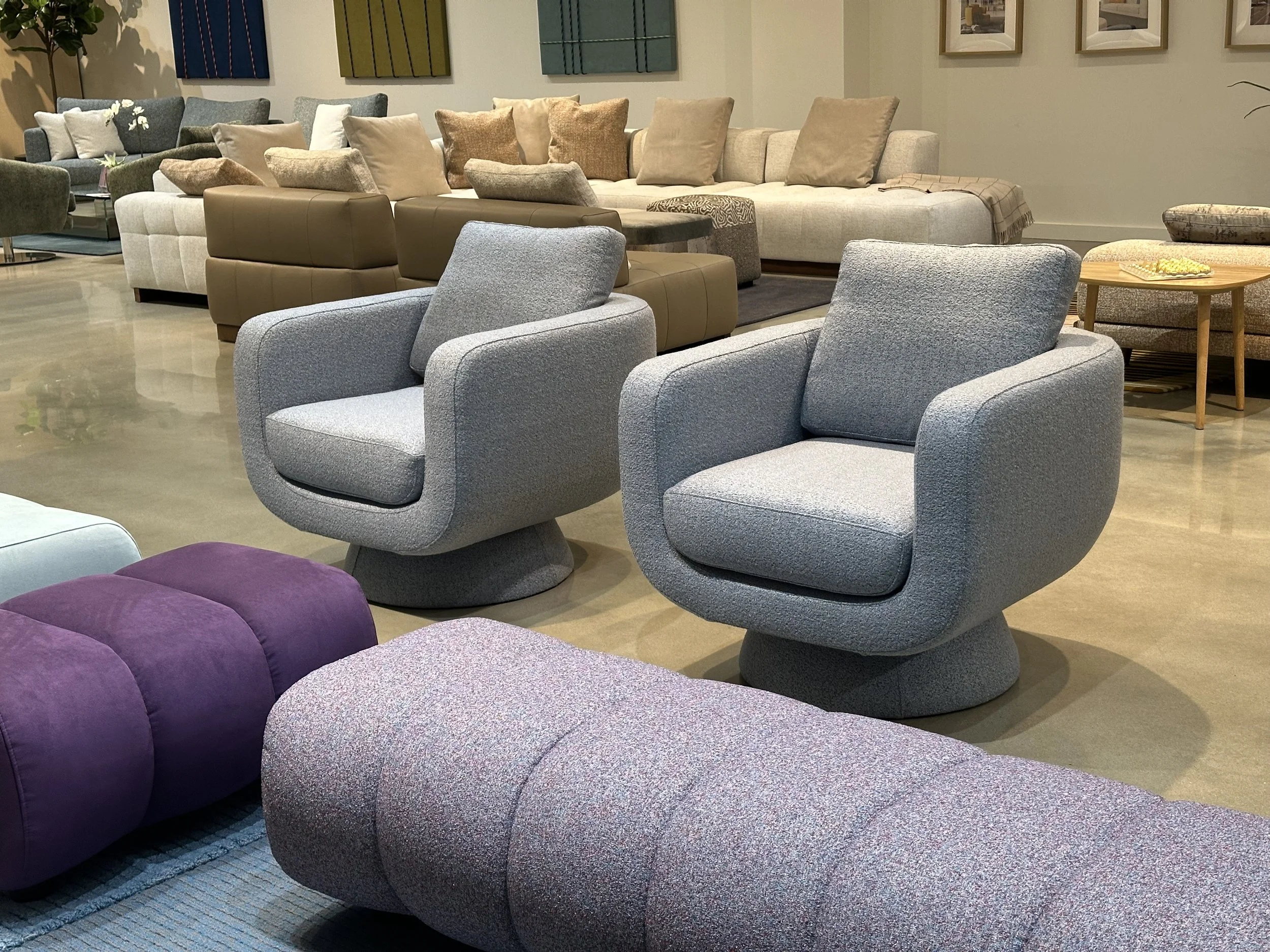 SUMO // C-88 SWIVEL CHAIR