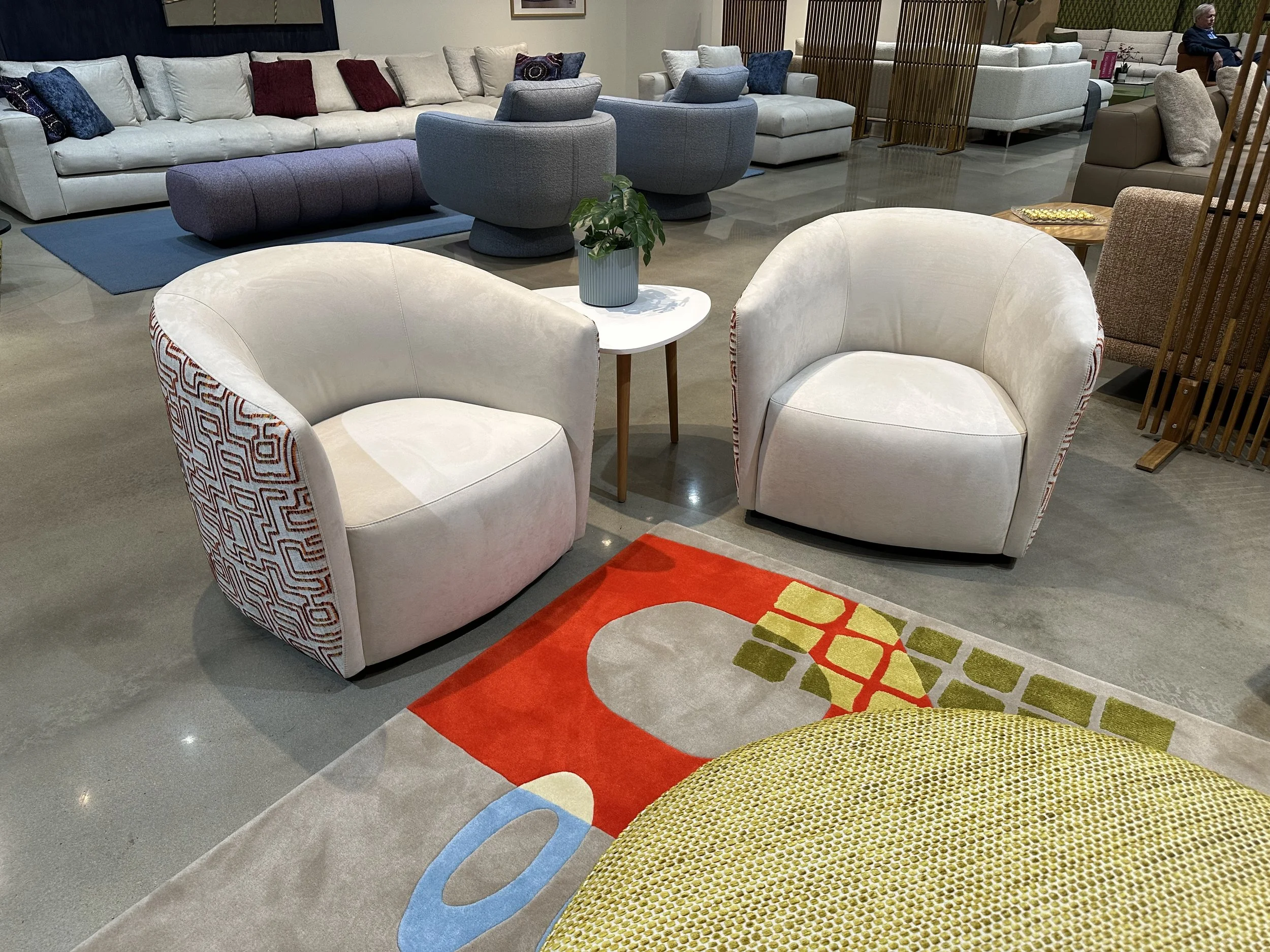 MILA // C-67 CHAIRS