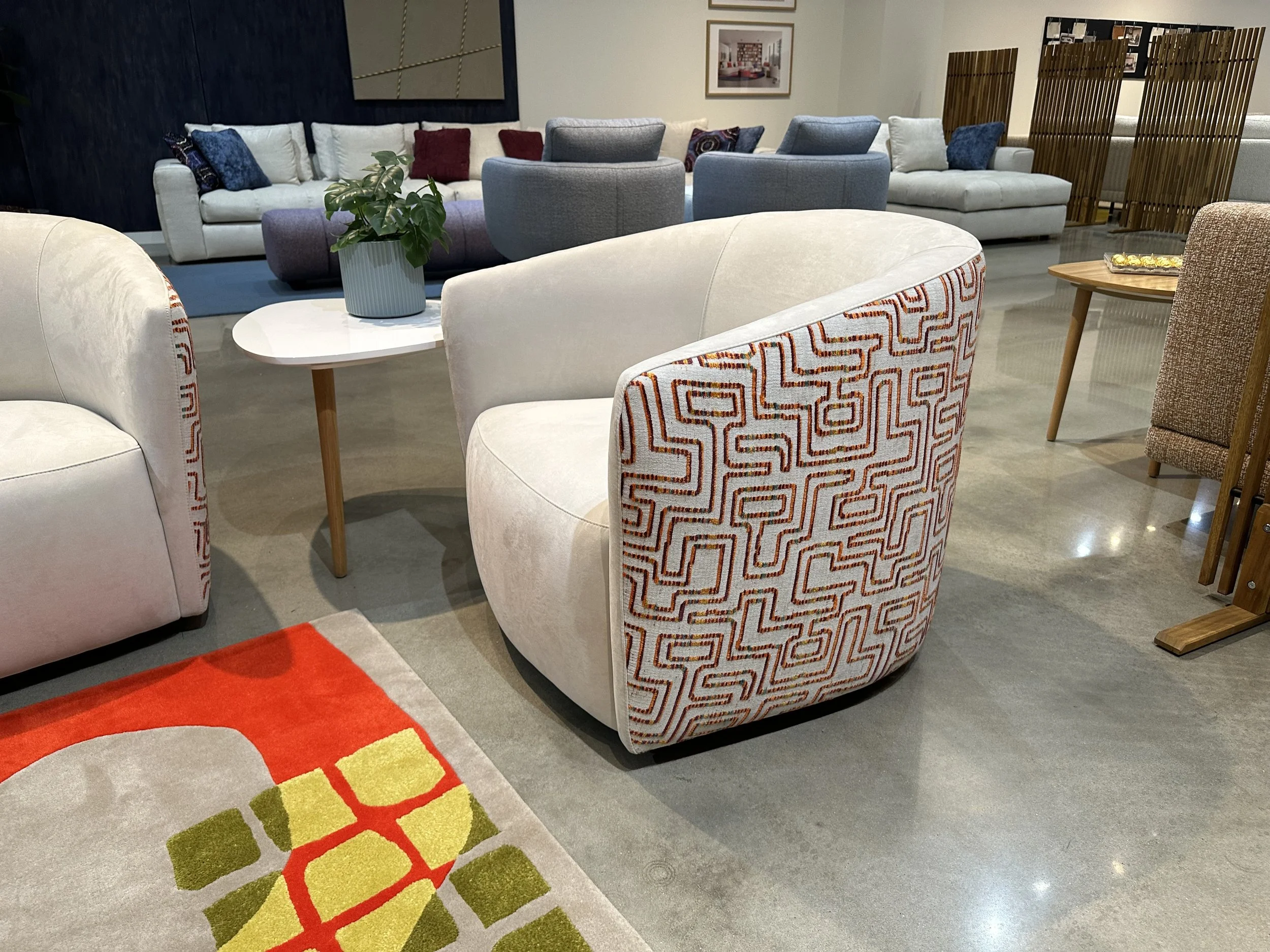 MILA // C-67 CHAIRS