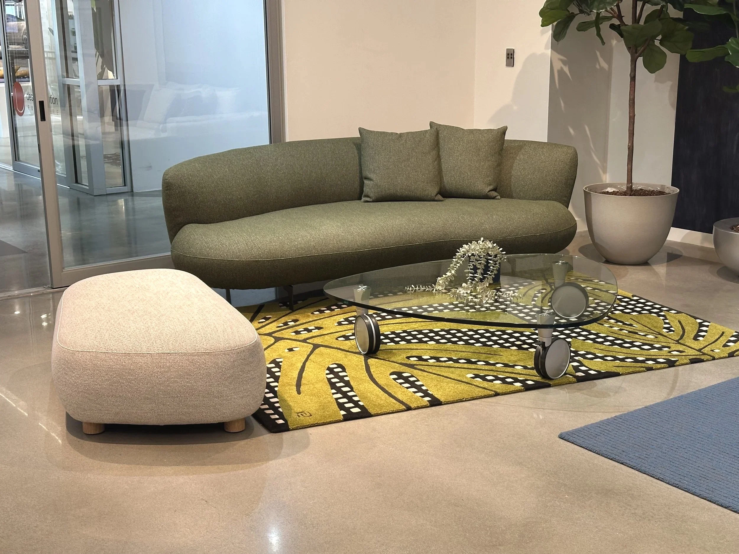 LUNA // AC-2242 SOFA