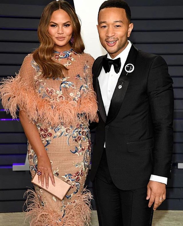 The theme of this year&rsquo;s Oscars... Beautiful couples ❤️ #oscars2019 #fashion #love #awards #redcarpet #couples #losangeles