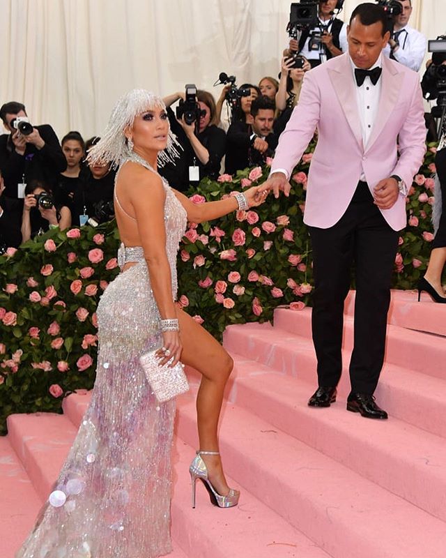 Going with a date to the Met Gala means double the fashion... and we are here for it! From @jlo &amp; @arod to @gwenstefani &amp; @itsjeremyscott all of the looks are being served!@themetgalaofficial @voguemagazine