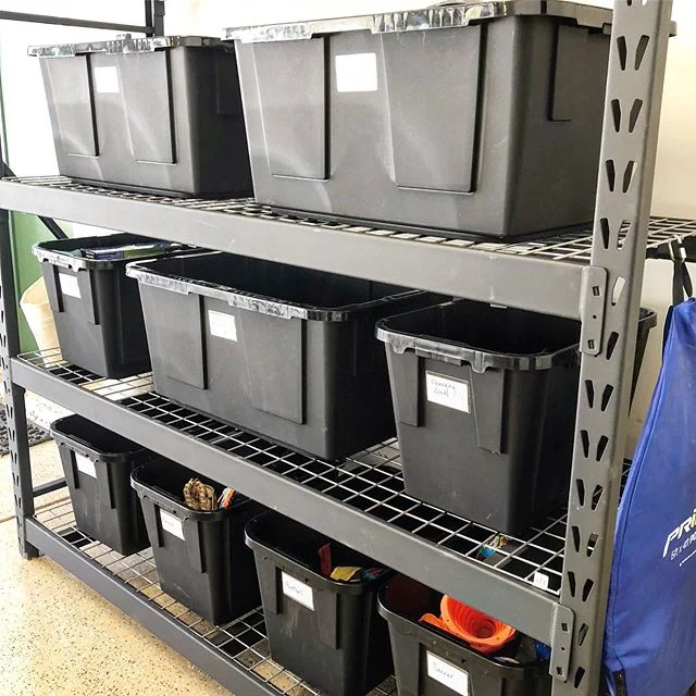 Garages may not be the prettiest part of the house, but they still need plenty of TLC with all the items that get stored in them. One of the easiest organization hacks to use in the garage is to use labeled, air-tight storage containers to hold like items. That way weather and dust won’t ruin your possessions, but you’ll still be able to easily find them.
.
.
.
.
.
#garage #garageorganization #simplicity #simplify #professionalorganizer #getorganized #organizedfamily #familyorganization #storagesolutions #athleticequipment #weekendwarriors #weekend #organizeyourlife #bluepencilhome #organizedaf #homeorganization #declutter #howyouhome #memphis #memphishomes #memphisorganizer #minimize #createcalm