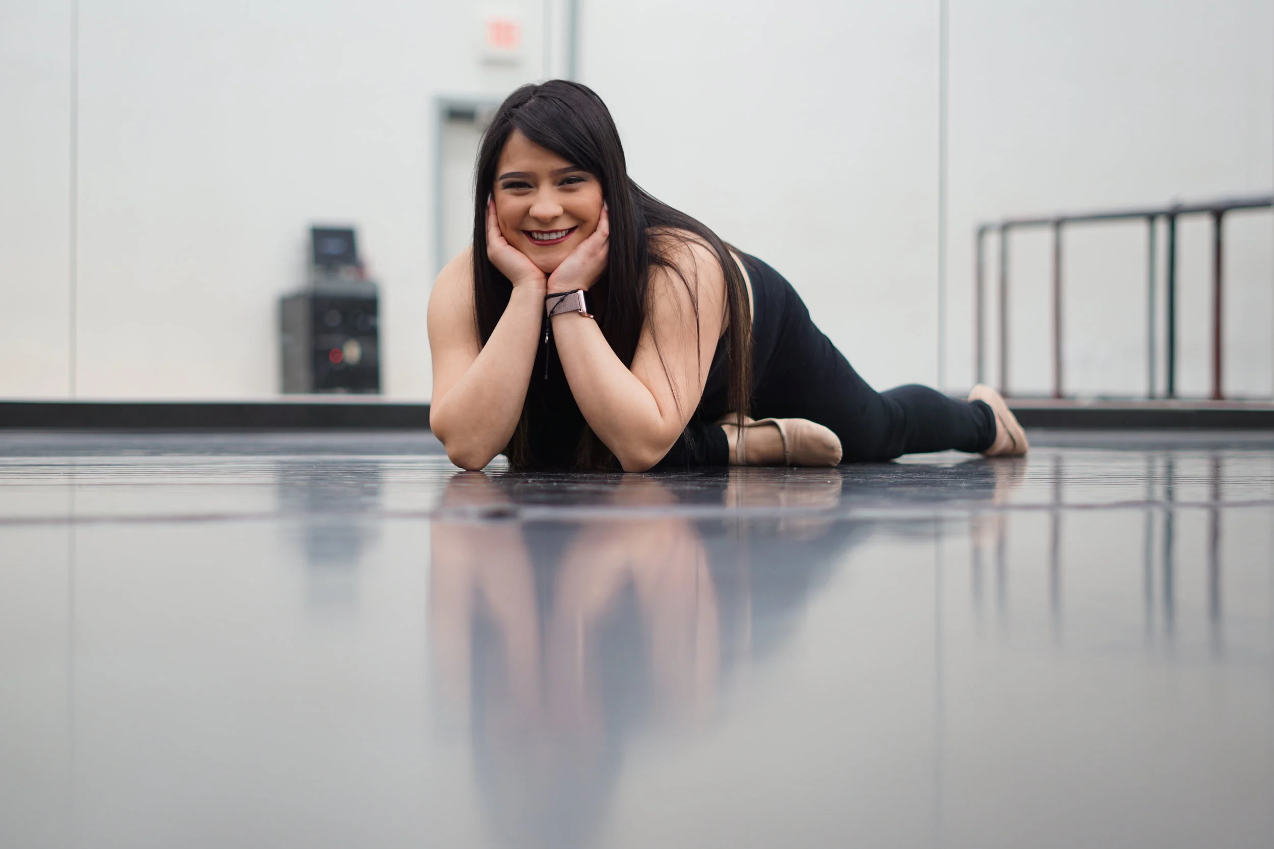 19022704285_MarissaAlvarado_Entertainers_EnvironmentalPortraits.JPG