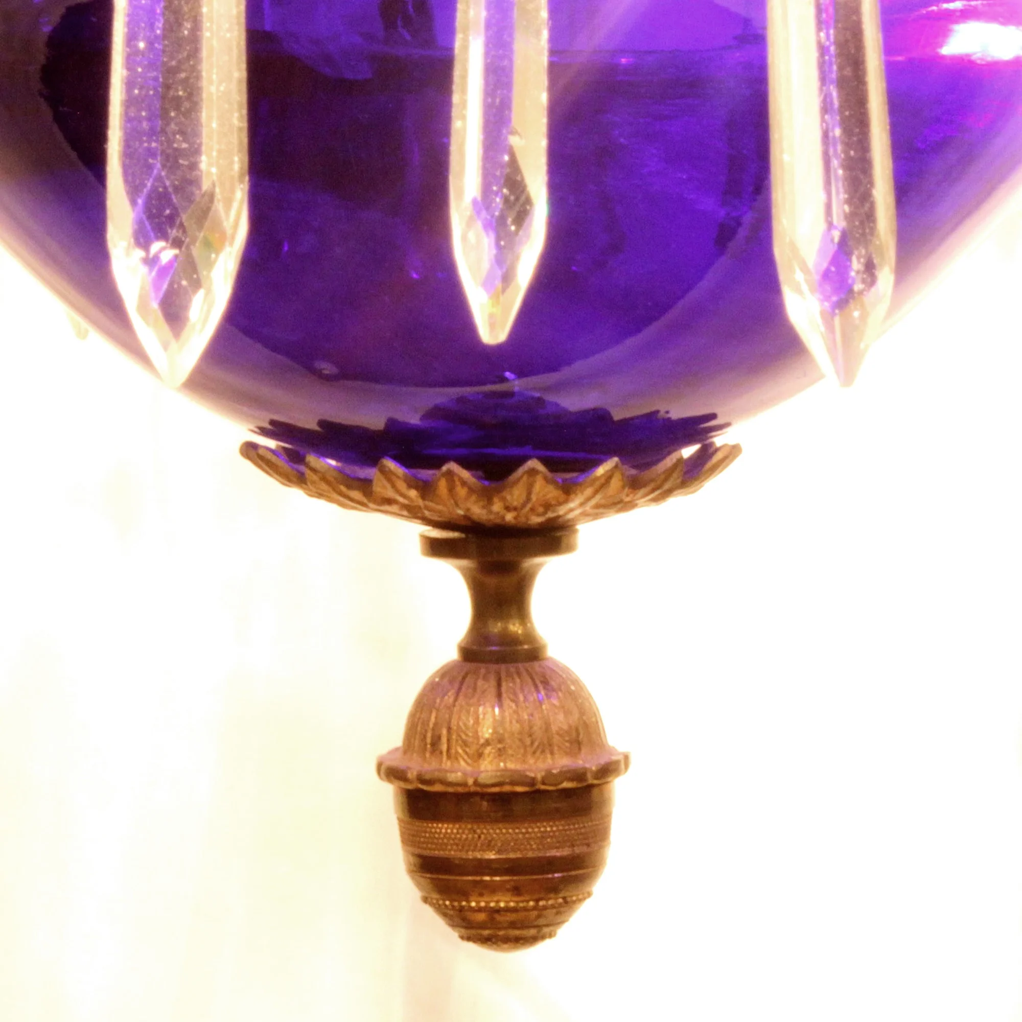 Ljuskrona med blå skål Hagelins Antik 1805285