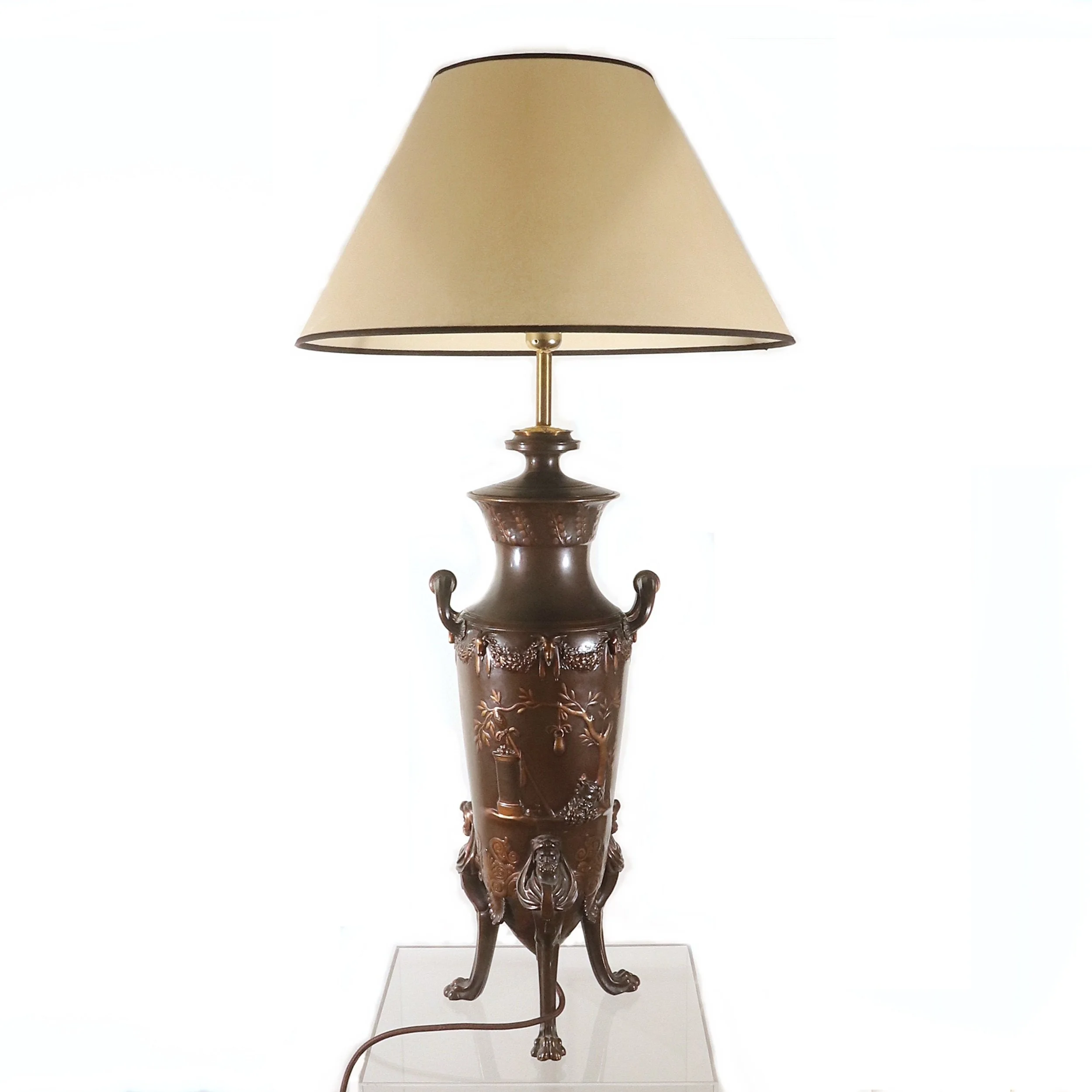 Bordslampa Barbedienne