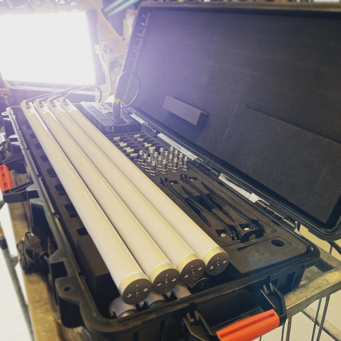 Astera Titan Tubes inne!
.
.
.
.
.
.
#asteratitan
#chrquartzrental 
#gafferoslo