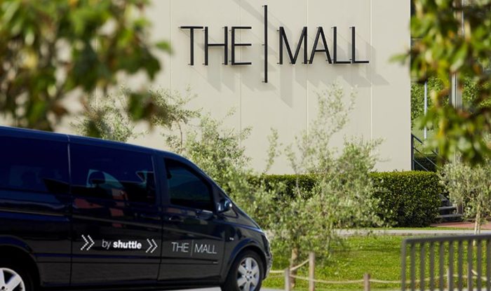 The-Mall-Outlet-come-arrivare-shuttle-bus-700x415.jpg