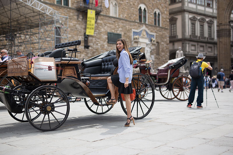 Couturista-Florence-Girl-Carriage.jpg