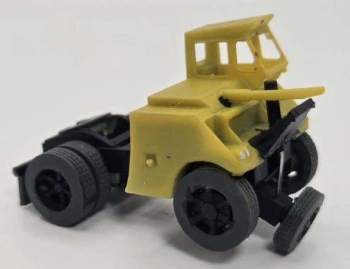 Flexi-Van tractor.jpg