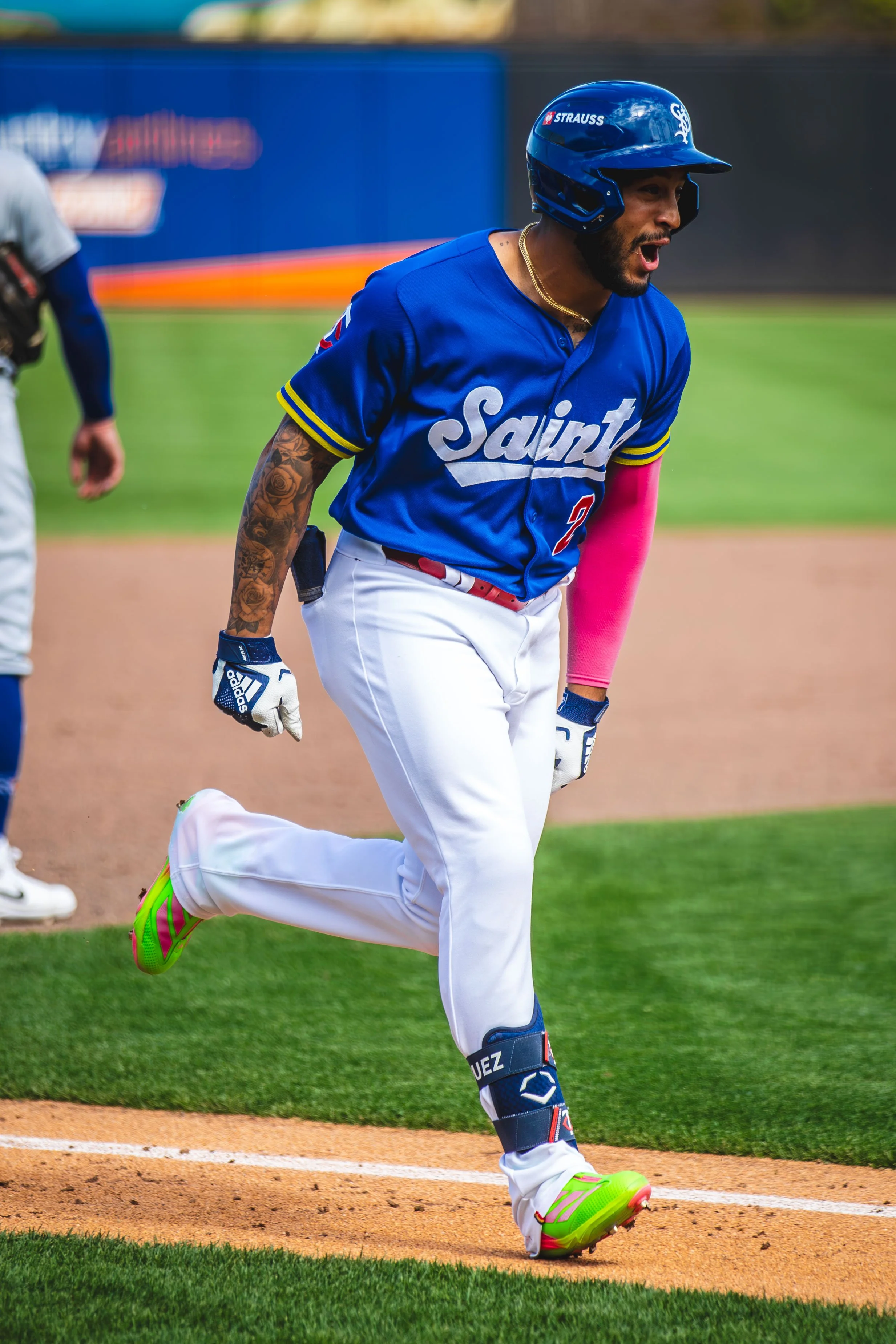 Emmanuel-Rodriguez_4X1A2860_2.jpg