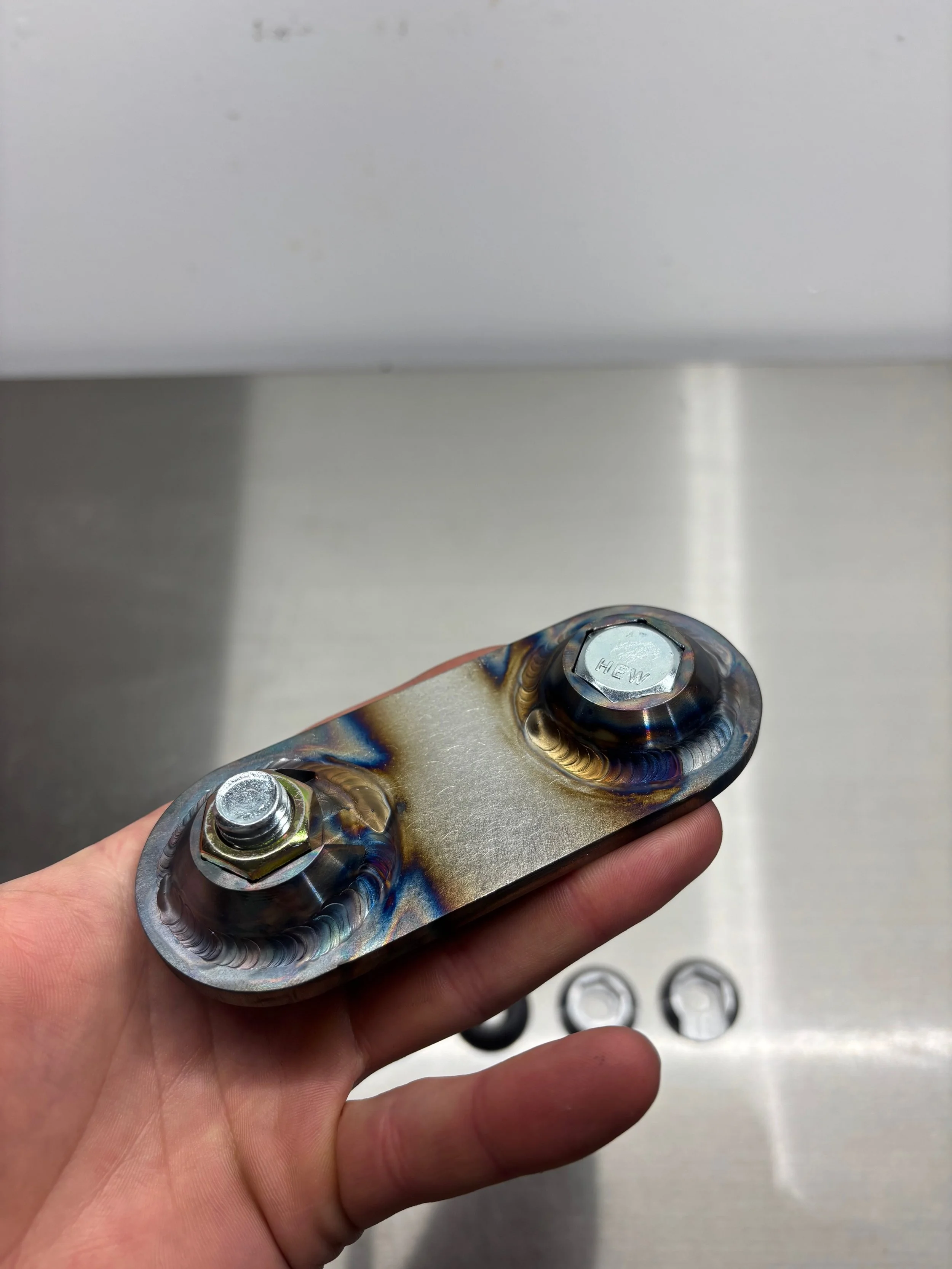 Hex fastener retainers