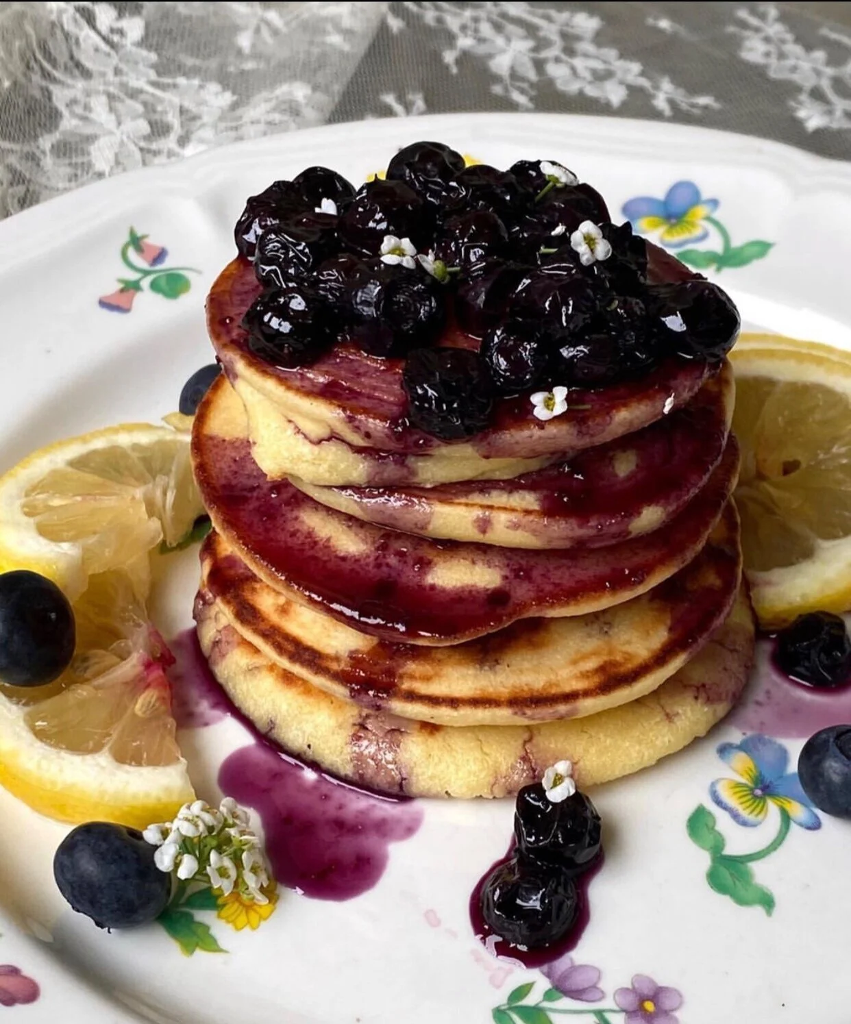 Lemon &amp; Blueberry Pancakes 