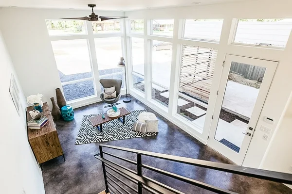 Reclaimed wood and textiles add warmth and coziness. 