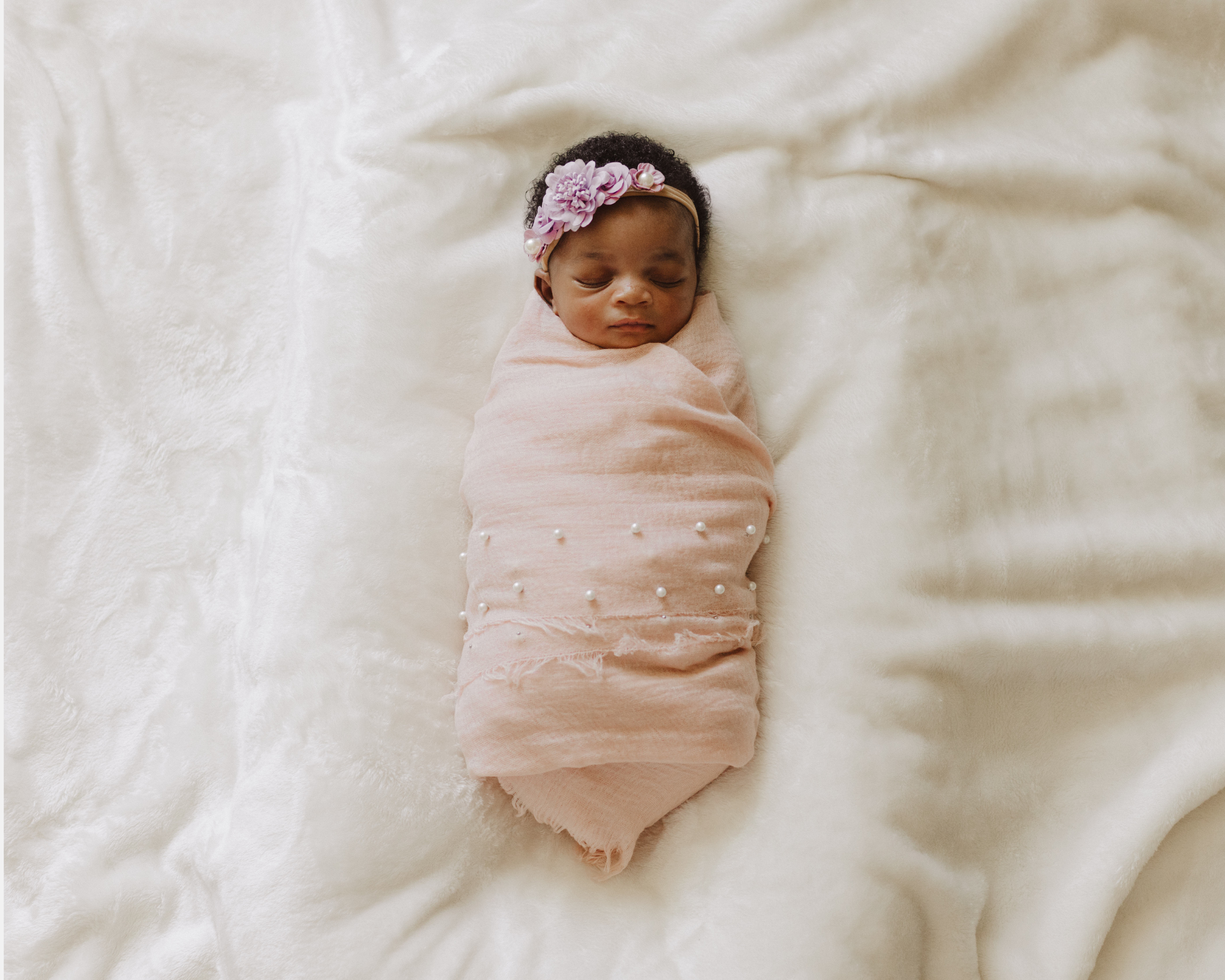 Metro Detroit Family Newborn Photographer Michigan In-Home Session (4).png