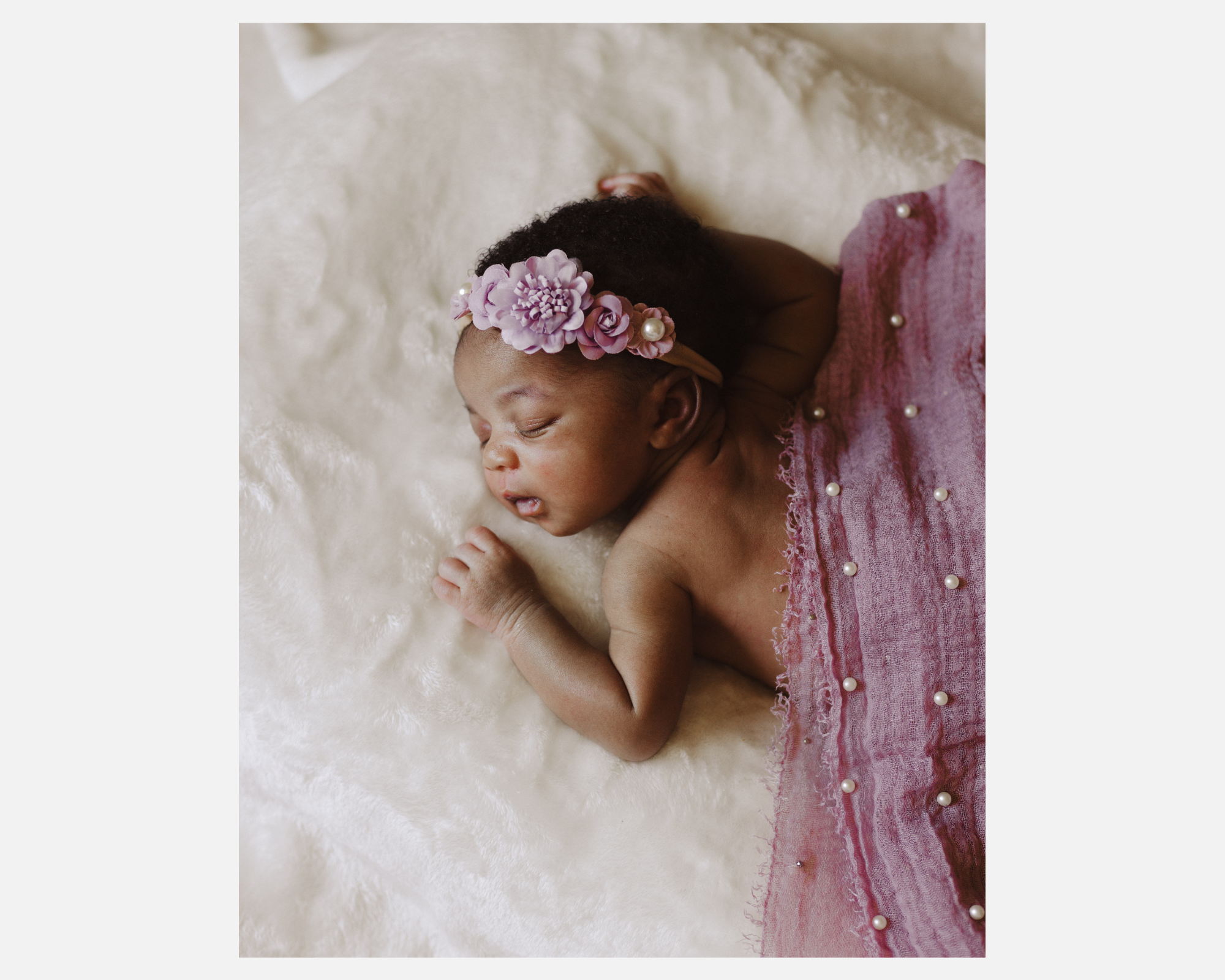 Metro Detroit Family Newborn Photographer Michigan In-Home Session (6).png