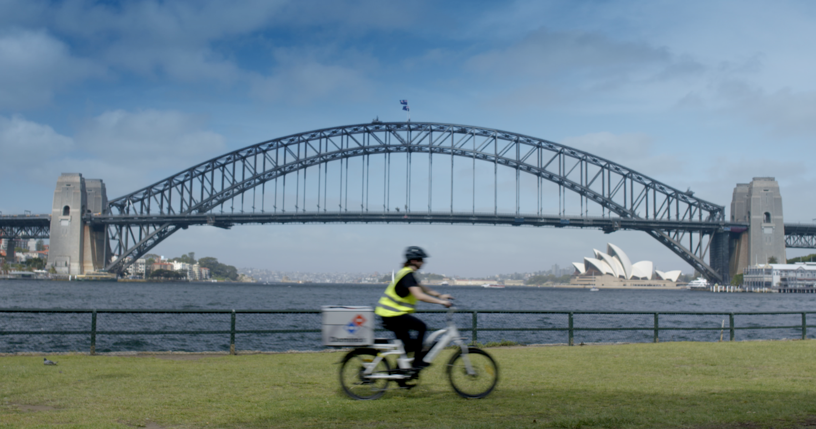 DOMINO’S REMOVES DELIVERY SERVICE FEE