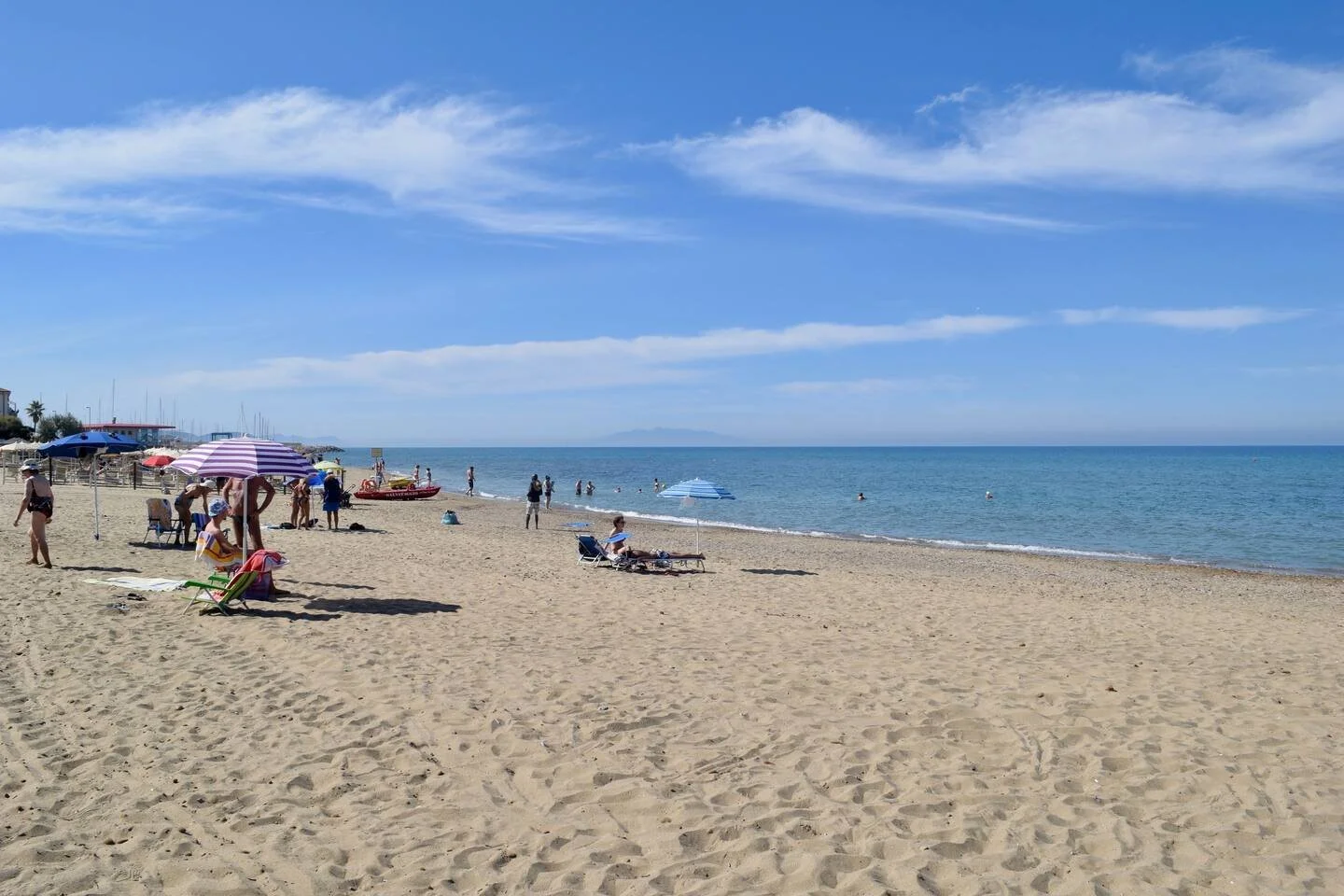 Giugno  in riva al mare