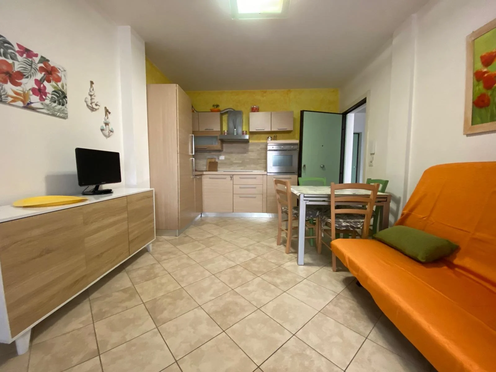 Cucina-soggiorno  bilocale 5.jpeg