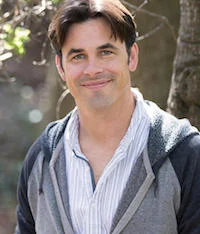 Scott Loarie is Co-Director of iNaturalist, a joint venture of the California Academy of Science and National Geographic. iNaturalist is based in San Francisco.