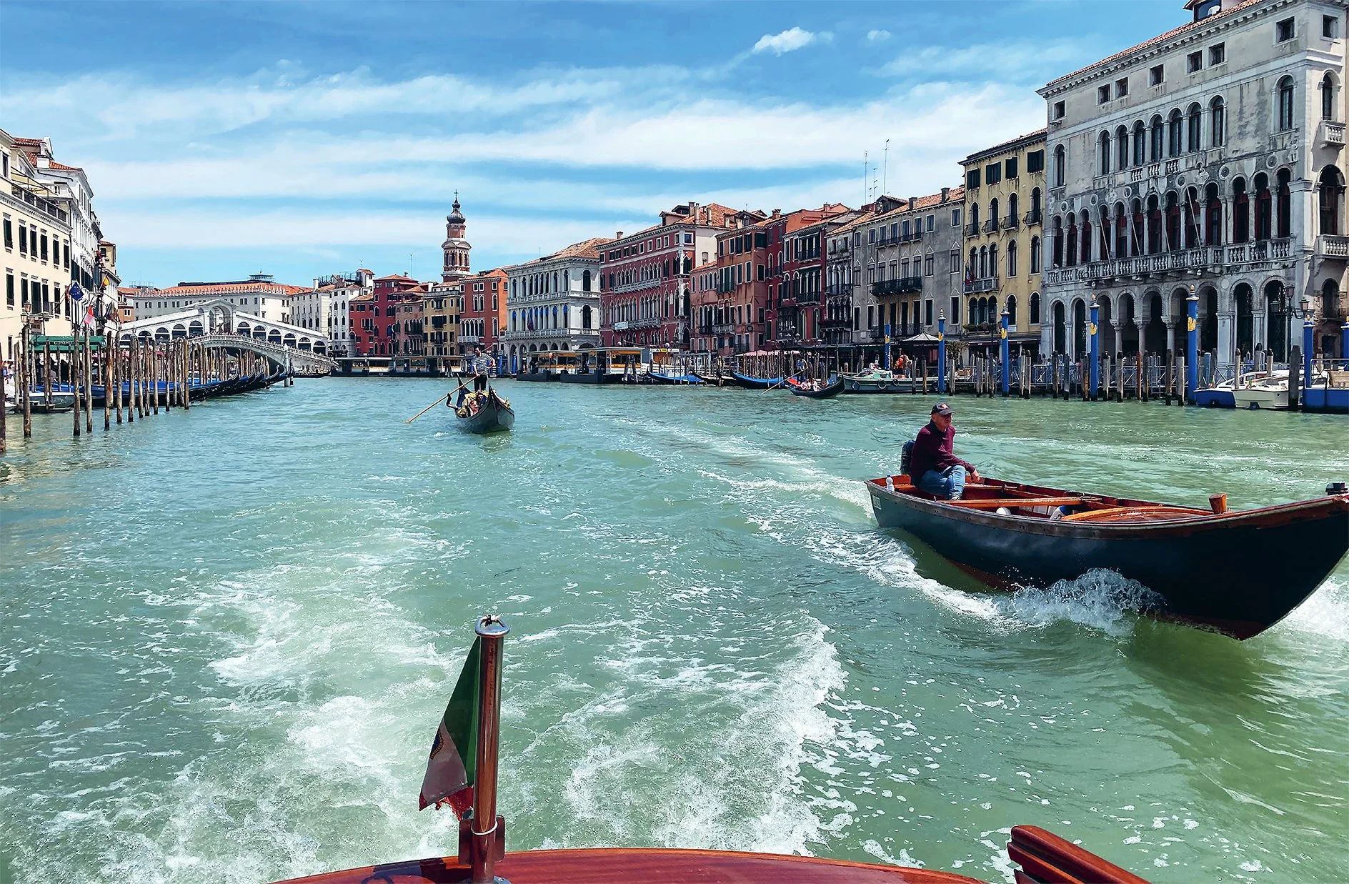 Venice Distilled_CanalBoats_P58.jpg