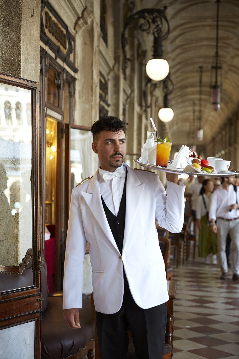 VeniceDistilled_SSchwartz_CafeFlorian_AlessioDagostino_3762_web.jpg