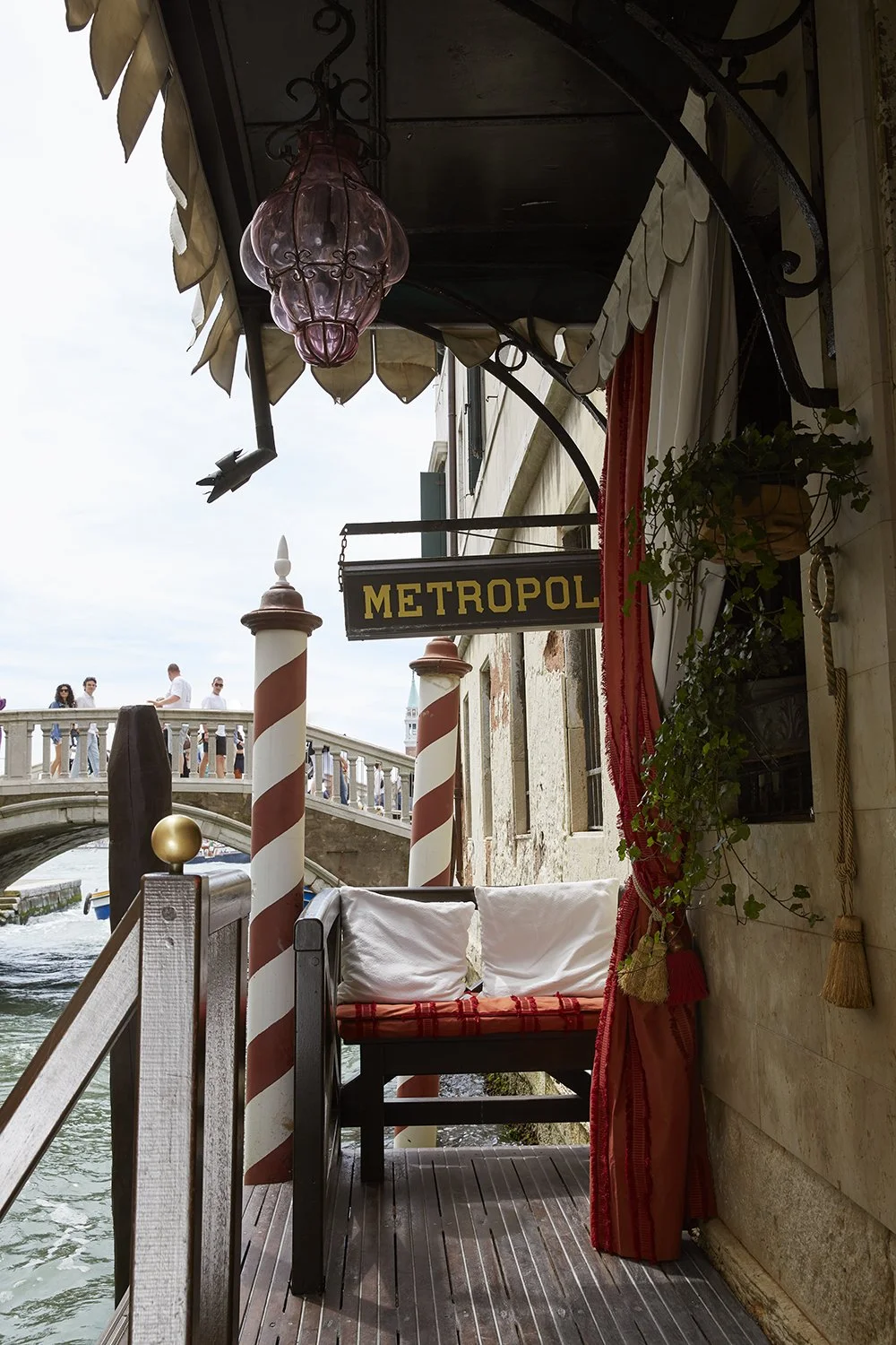 VeniceDistilled_SSchwartz_Metropole_1045_web.jpg