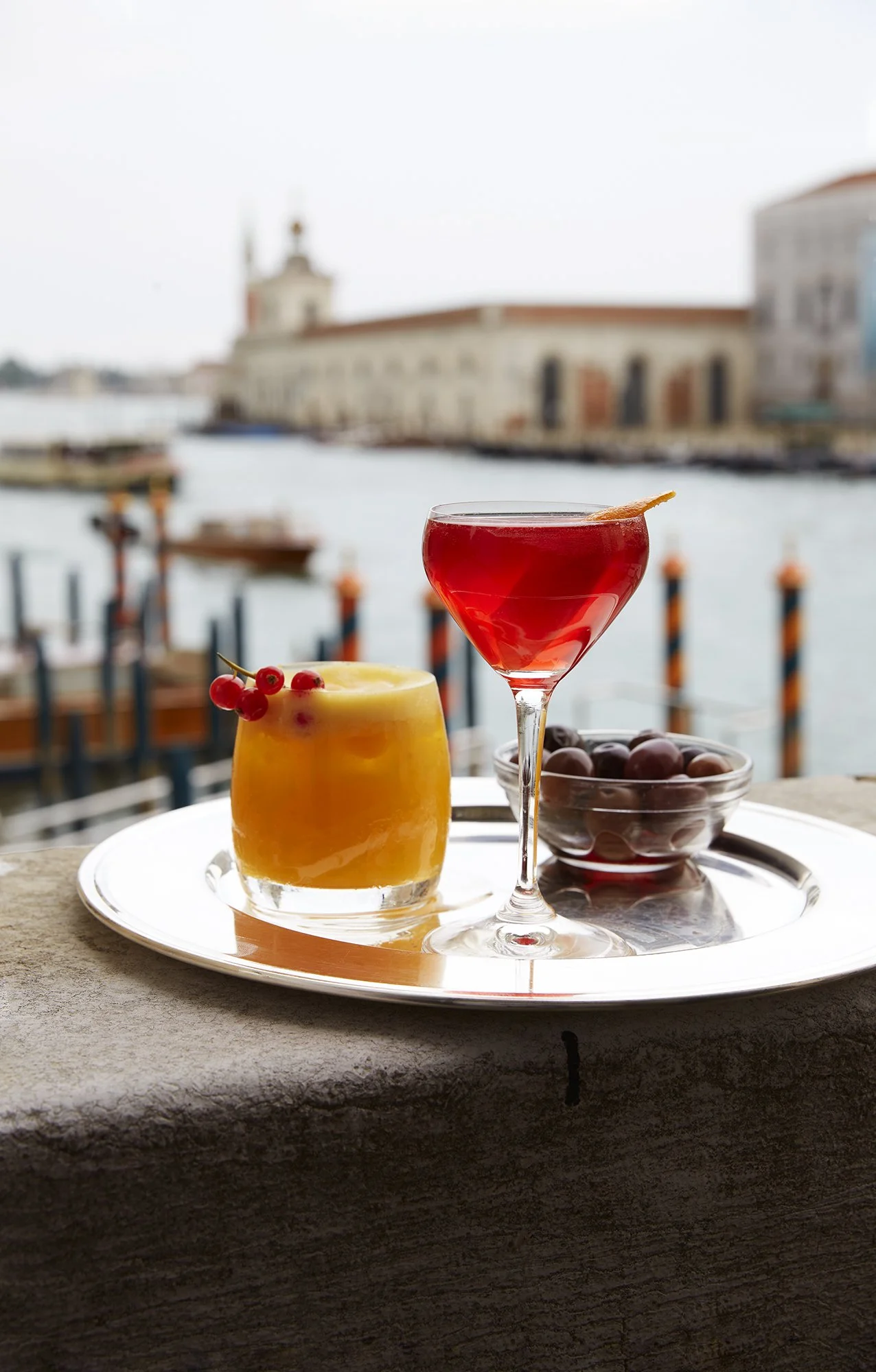 VeniceDistilled_SSchwartz_Nolinski_TheGritti_Longhi_Campari_3453_web.jpg