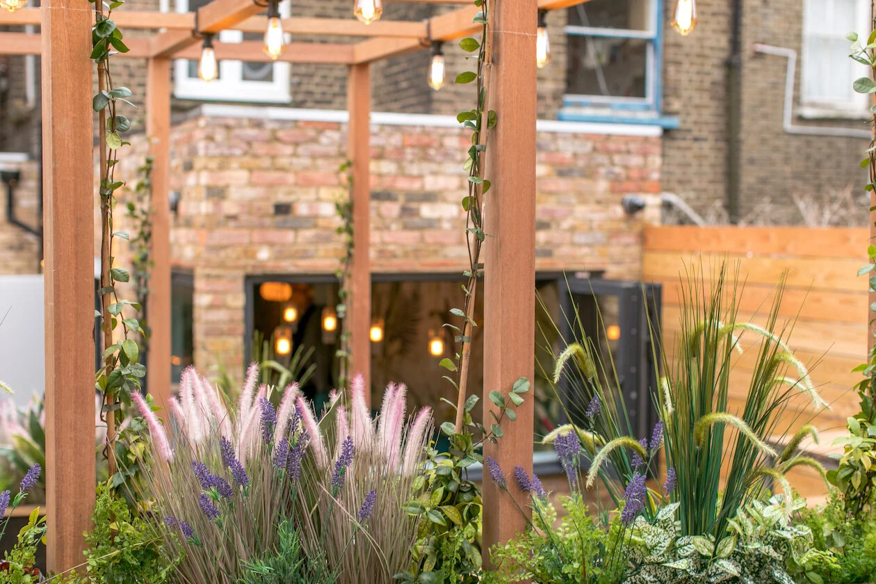 Heads _ Tails HR-12 copy.jpg