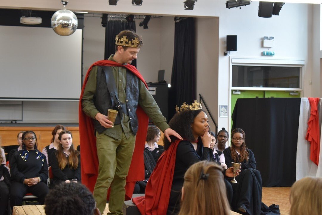 Our year 10 students watched a play of Macbeth which was performed by the Globe Players. 🎭

Thank you very much to @theglobeplayers for the experience, Year 10 were surely impressed by the educational act. 🍿

#theater #acting #macbeth #cga #clapton