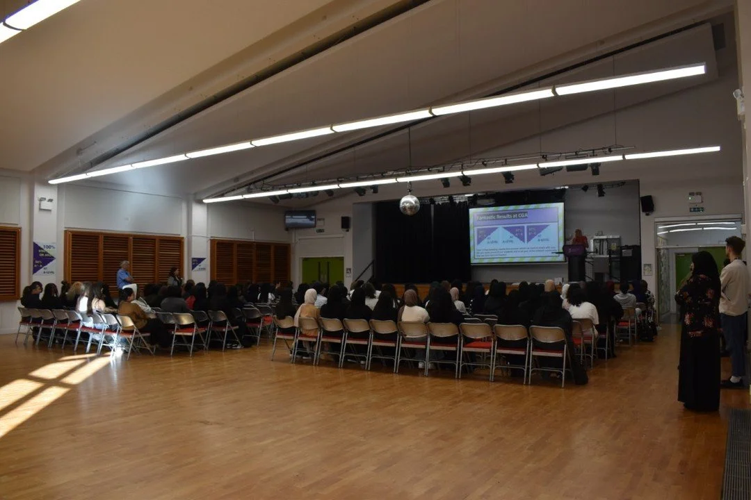Last week we started the academic year with a Year 12 induction by welcoming our new Sixth Form students with an assembly, a fun spaghetti and marshmallow team building task and a tour of the site. 🤩 

#NewStudent #SixthForm #FreshStart #KS5