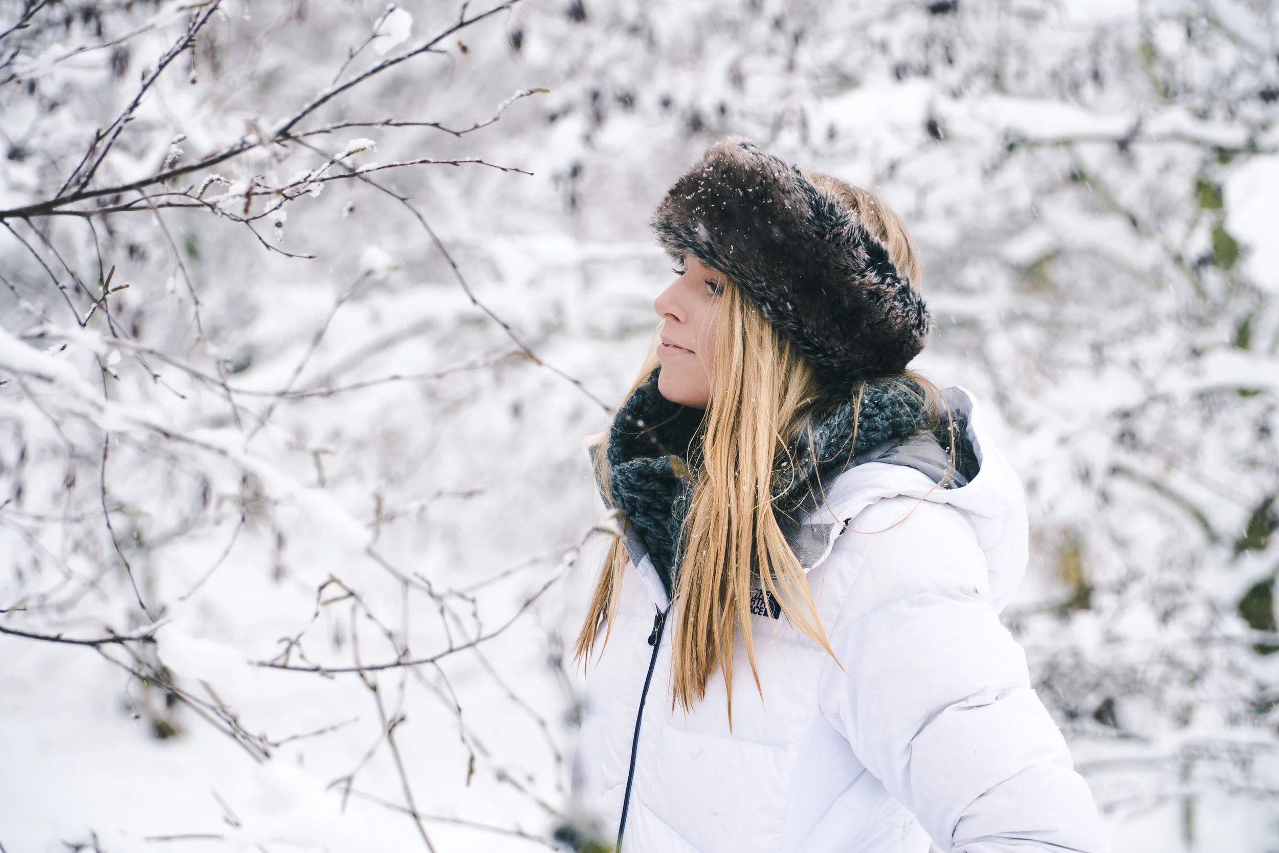 WINTER WALK LAURA-6.jpg