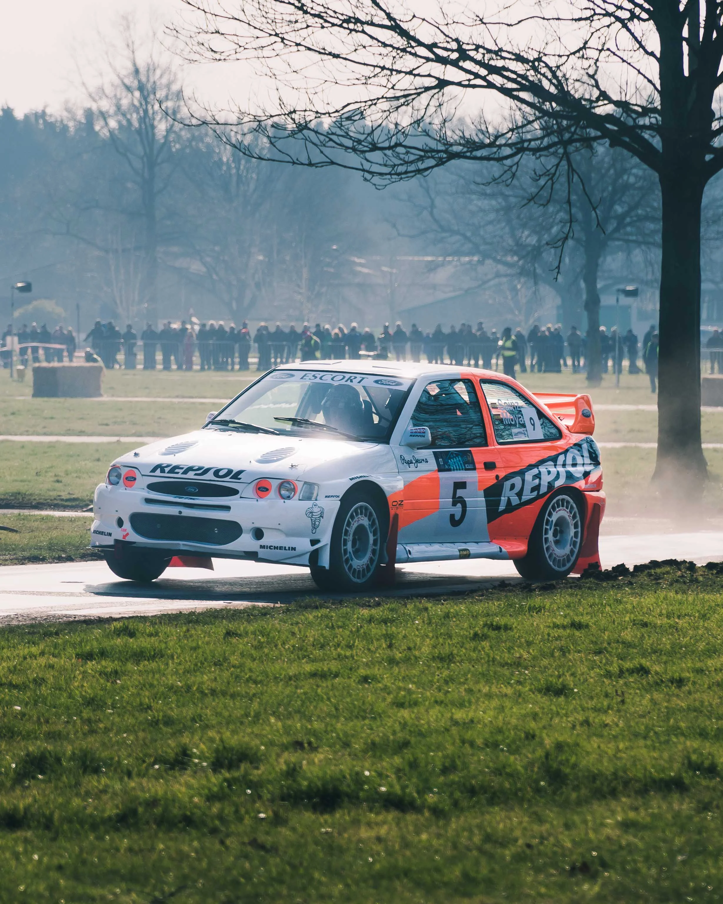 race retro-3.jpg