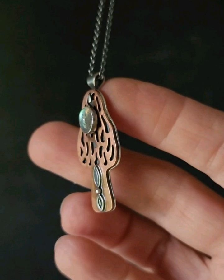 For my mushroom foragers!
I would like to call myself one, but I don't think 3 morels found this season qualifies me 😂😊 
Copper, sterling silver, labradorite.
This piece is available on my website, or come check out all my current work @goodmakersm