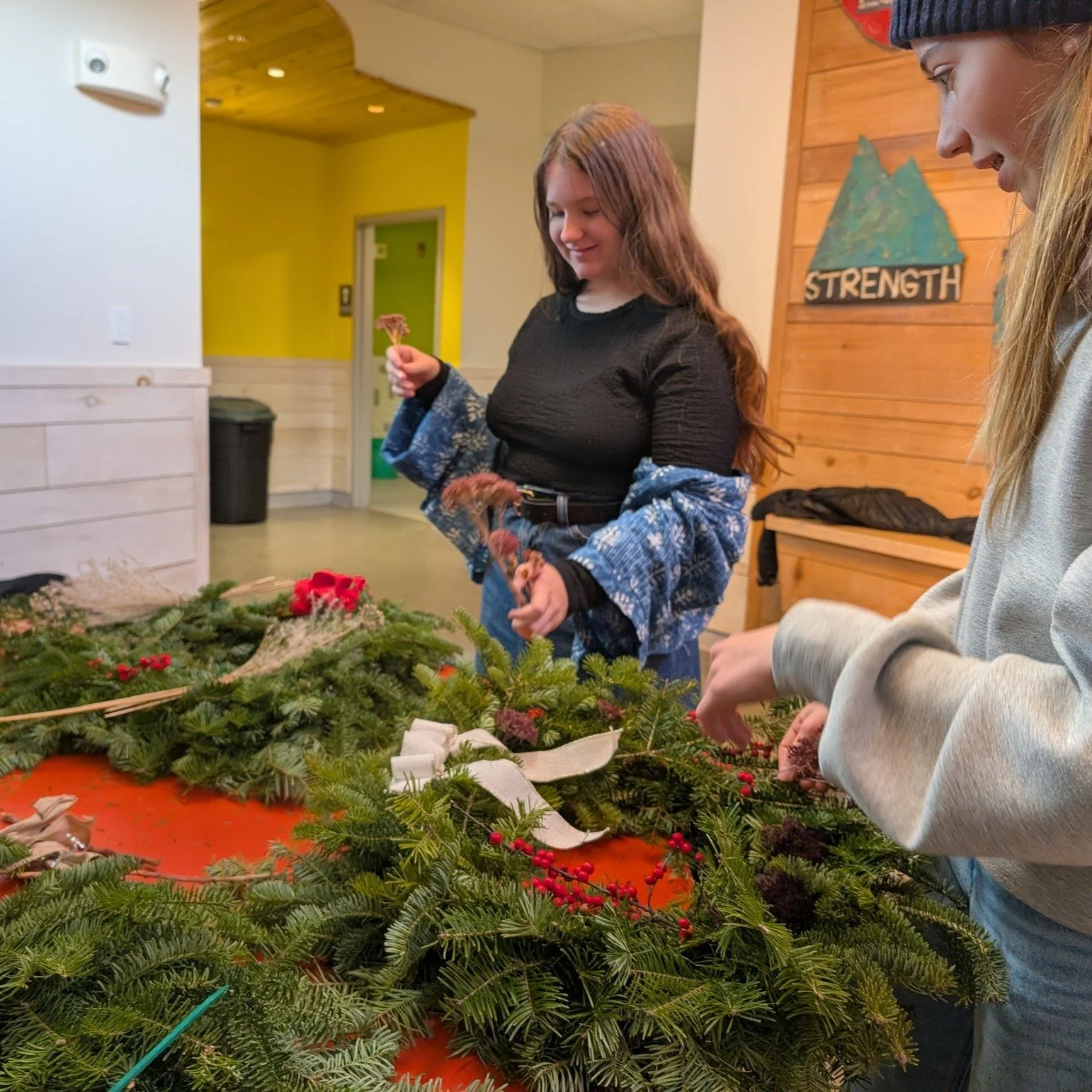 Seventh and eighth-grade students decorated wreaths, and they are now for sale at FSP.  No pre-orders this year.  Just purchase a wreath for $45 during drop-off or pick-up.  Stop on by and support the 7-8 classes' end-of-year trips!