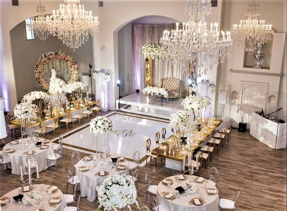 knotting-hill-place-ballroom-white-gold-wedding-dancefloor.jpg