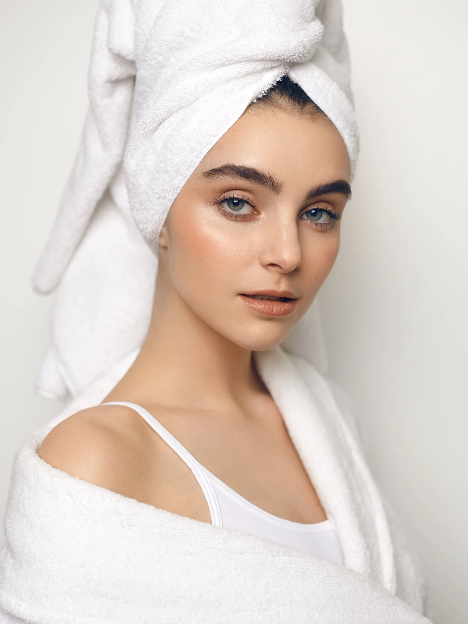 2018.03.30-Caitlin-Portrait 3.jpg