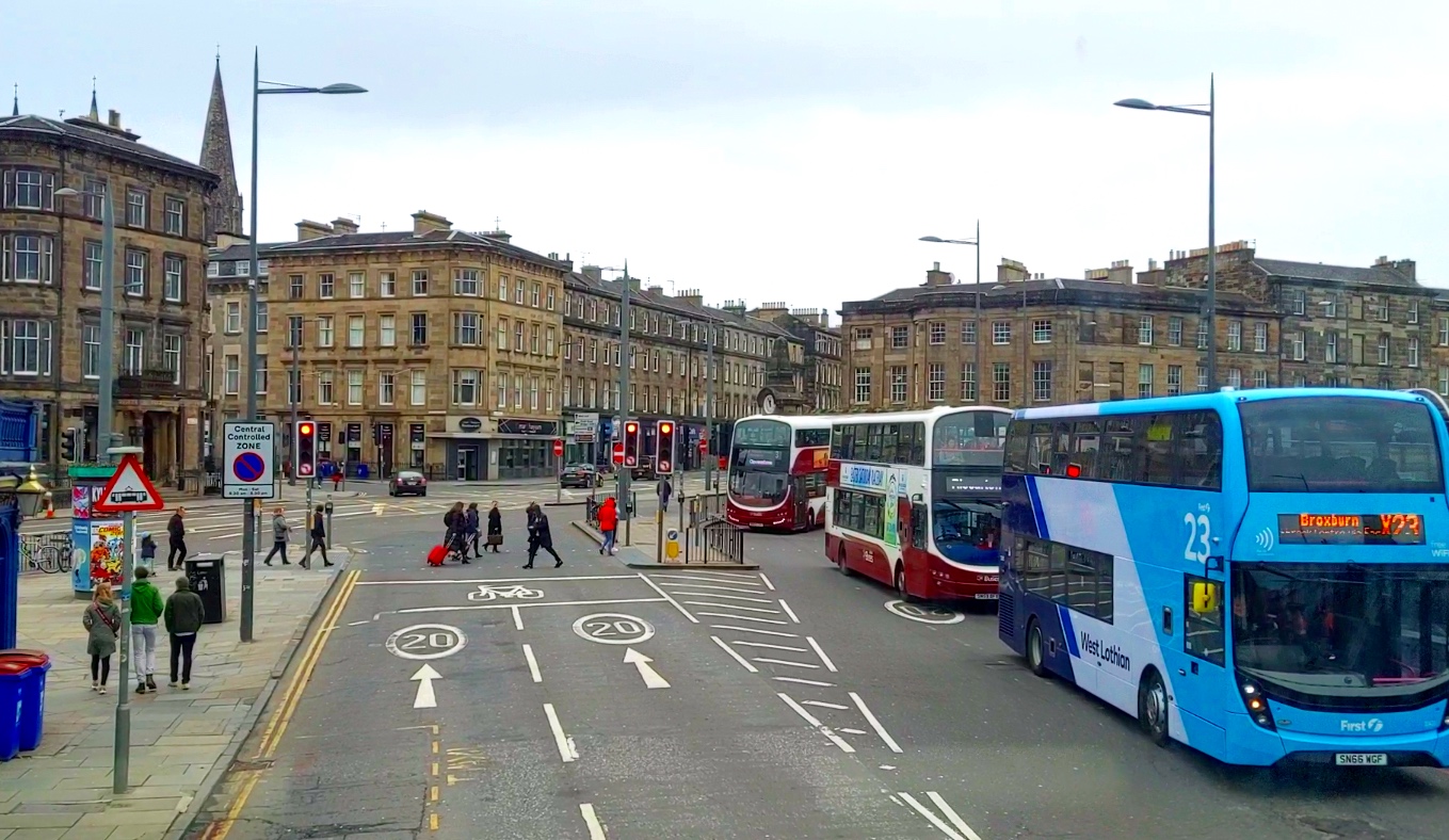 Lothian’s Buses are Red. Blue busses are operated by a different company.