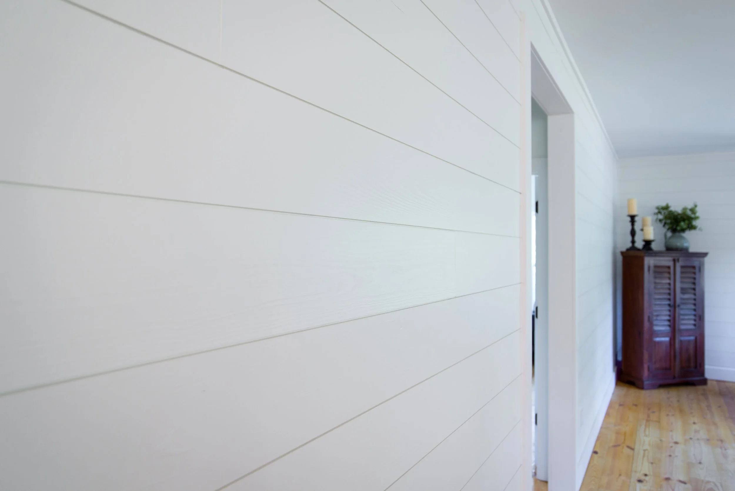 1x8 Clear Southern Yellow Pine Painted White